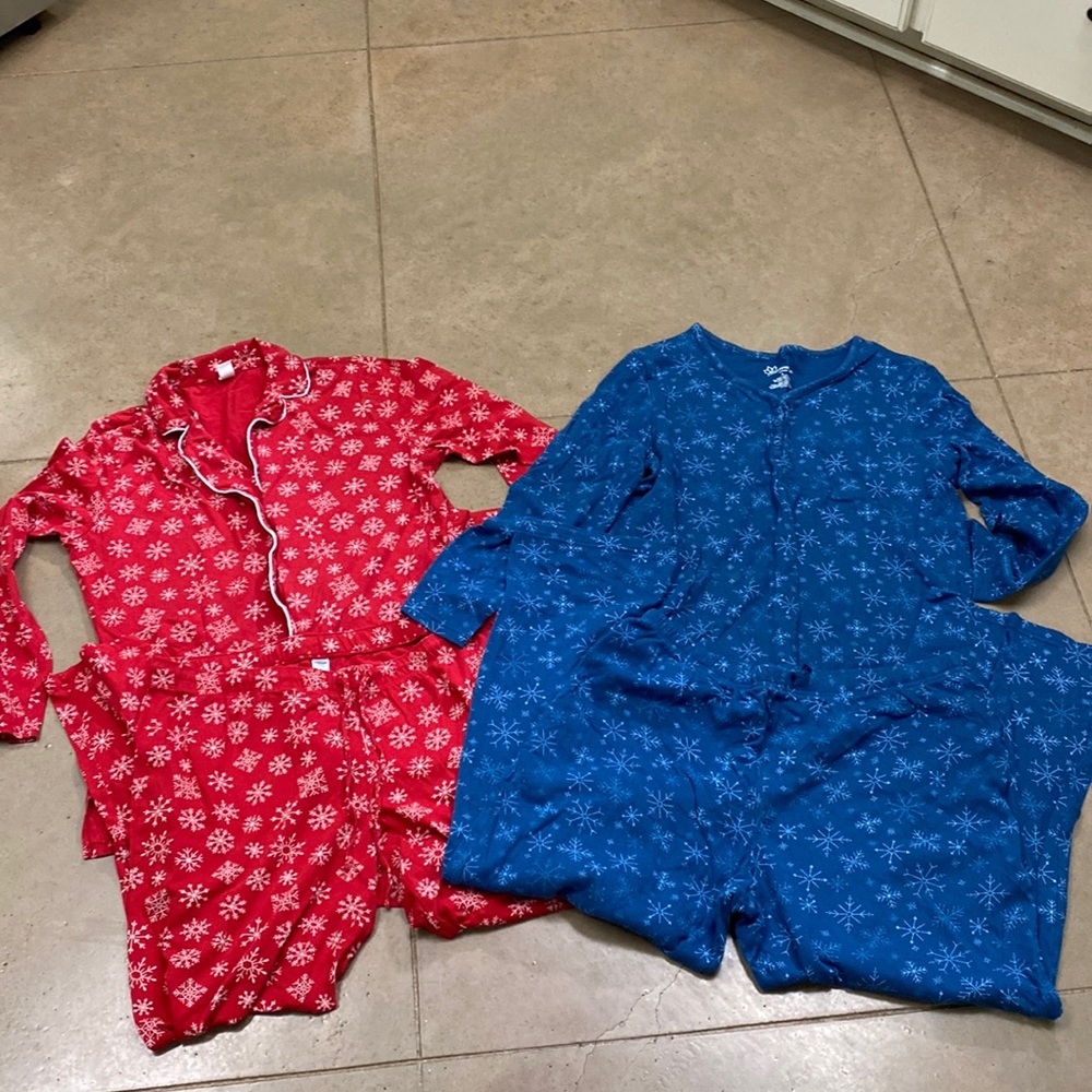 Women’s pajama bundle